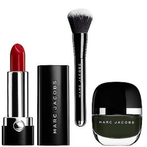 Marc-Jacobs-Beauty-Shopping