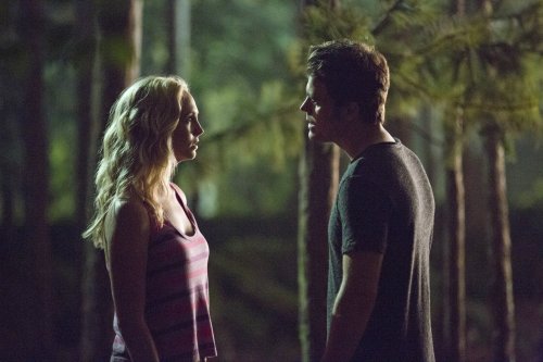 xymu7rh-vampire-diaries-s6e3-preview-welcome-to-paradise